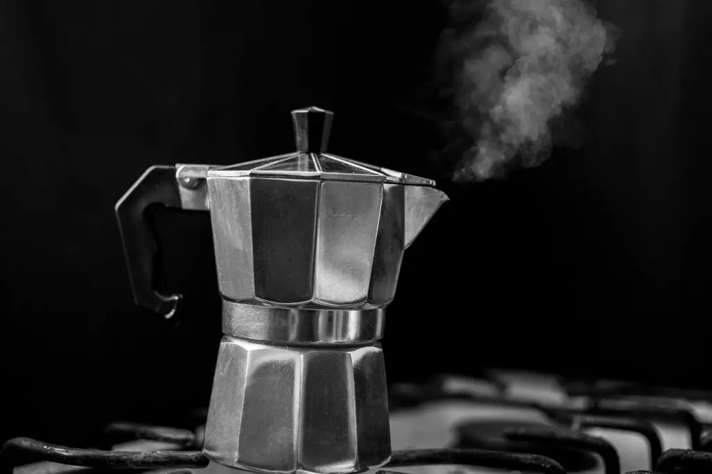 unsplash_yoj8OkC4hw0_italian coffee.webp